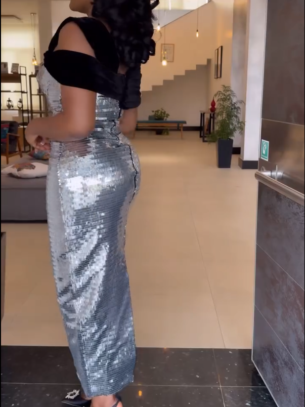 Shiny Black Shoulder Hip Skirt