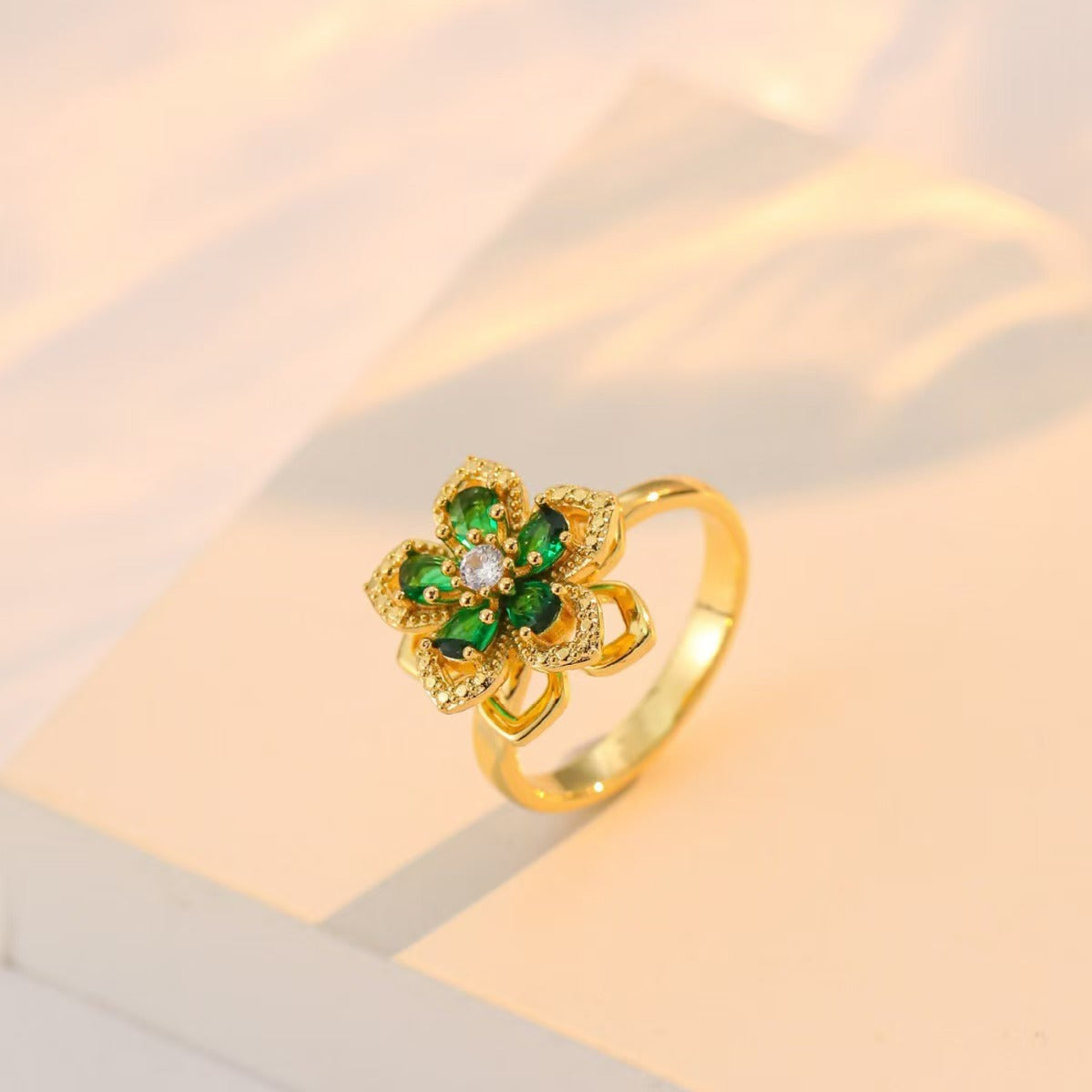 Rotating Bauhinia Flower Zircon Flower Fashion Jewelry