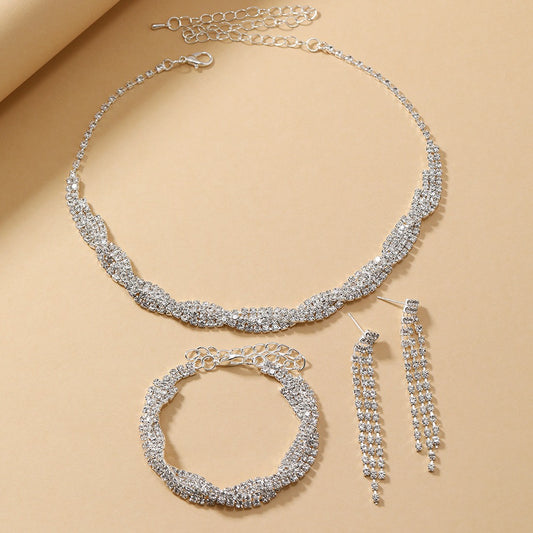 3PCS Temperament Claw Chain Rhinestone Twisted Shape Jewelry Set