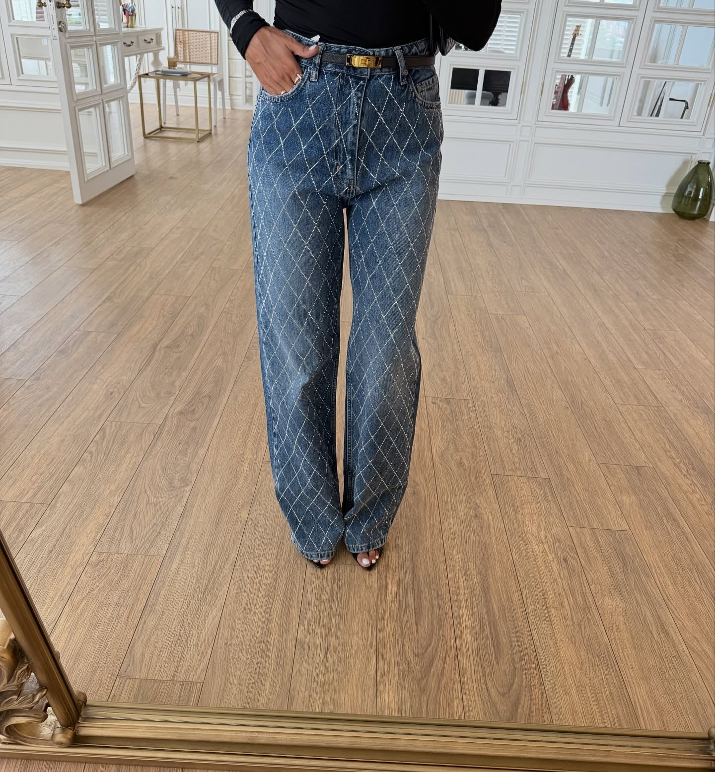 Diamond Pattern Straight Jeans