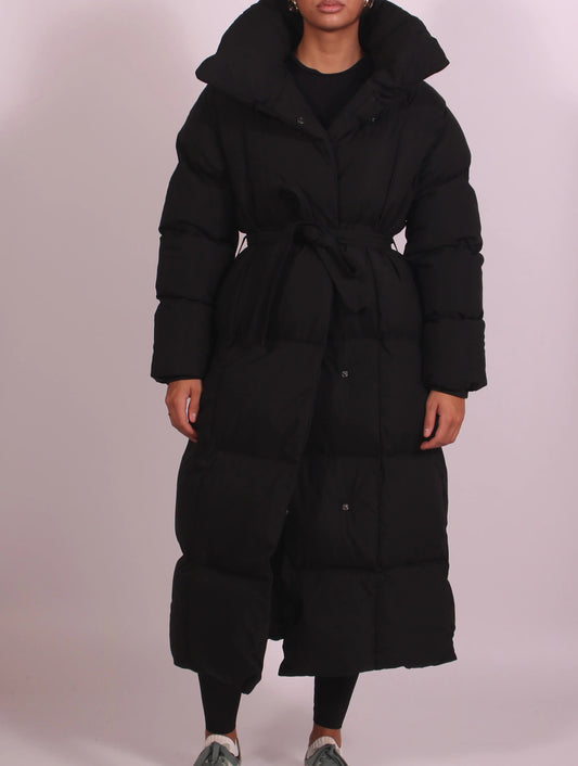 Long Quilted Down Jacket With Belt