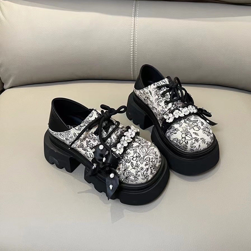 Satin Embroidered Round Toe Women's Shoes