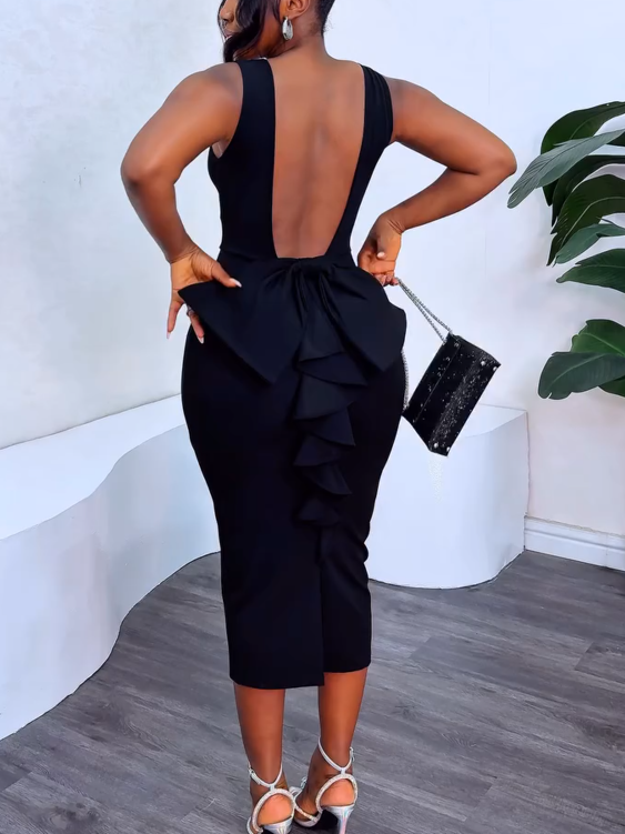 Back Bow Deep V-Nair Skirt