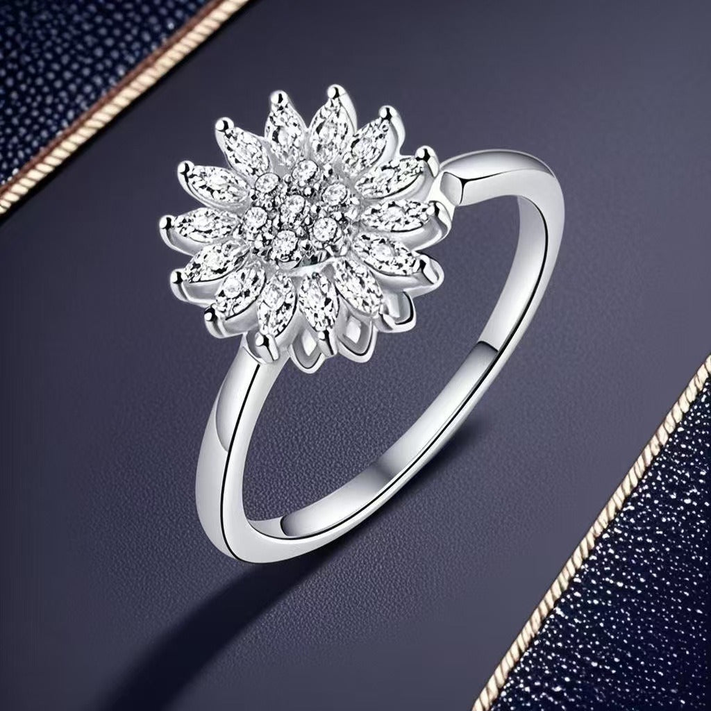 Vintage 18K Gold Diamond Sunflower Adjustable Rotating Ring