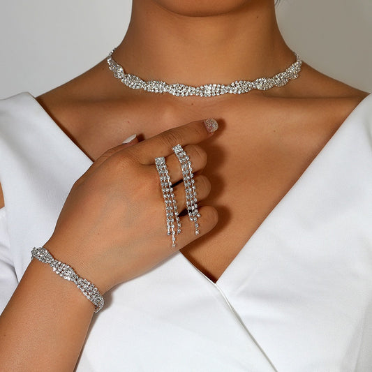 3PCS Temperament Claw Chain Rhinestone Twisted Shape Jewelry Set