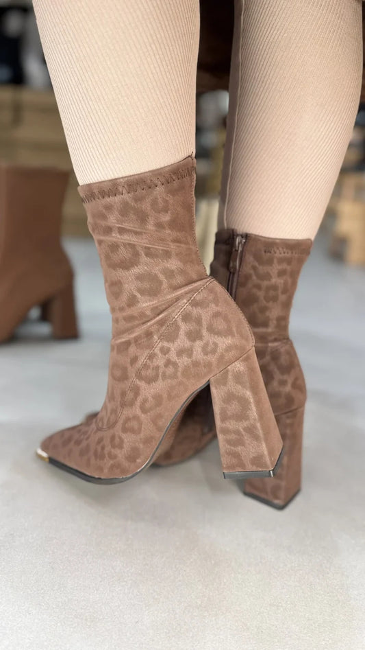 Suede Leopard Print Pointed-toe Boots