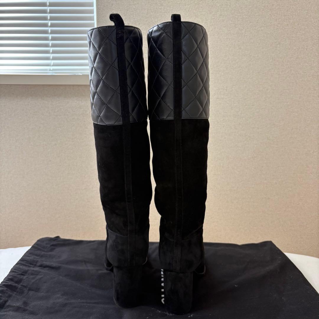 Quilted Leather Heeled Boots