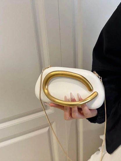 Handheld Clutch With Chain