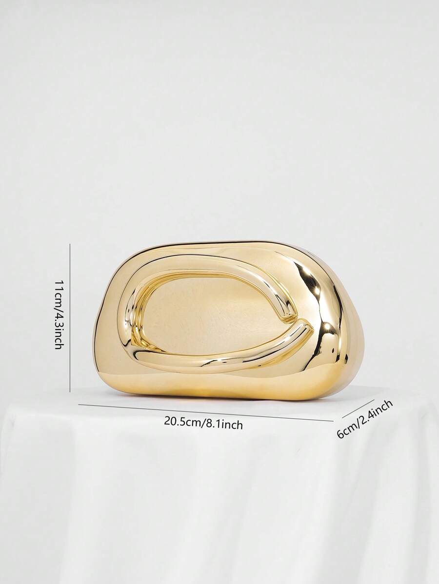 Chic Retro Metal Decor Box Clutch