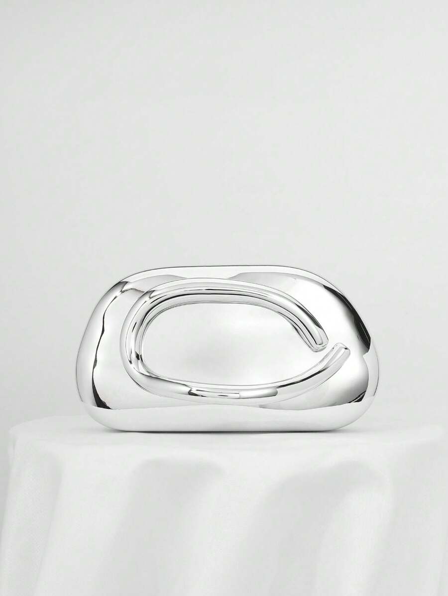 Chic Retro Metal Decor Box Clutch