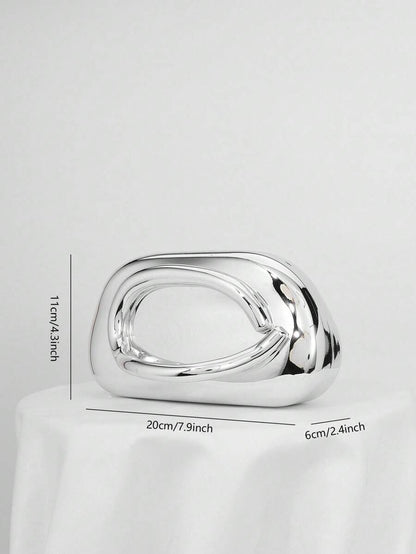 Chic Retro Metal Decor Box Clutch