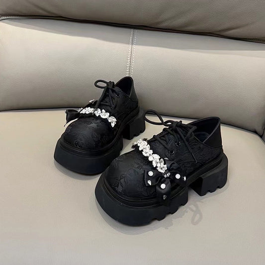 Satin Embroidered Round Toe Women's Shoes