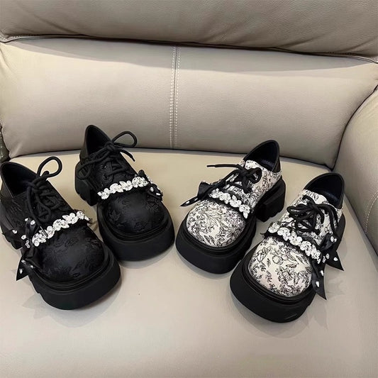 Satin Embroidered Round Toe Women's Shoes