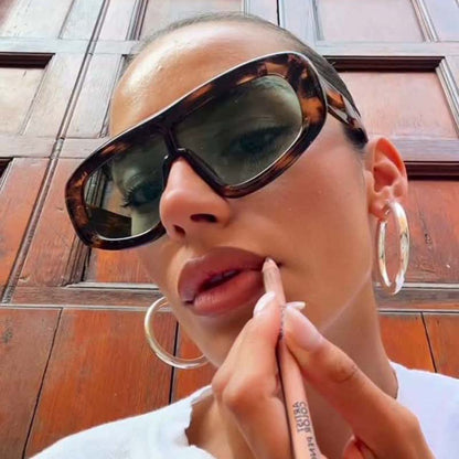 Large One-frame Sunglasses