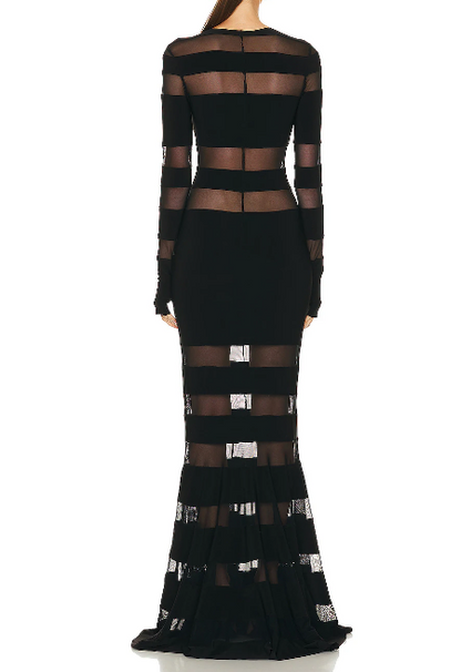 Chill Slim Black Gown