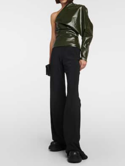 Unilateral Off-the-shoulder Top